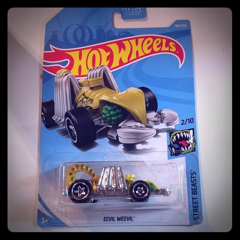 Hot Wheels Eevil Weevil